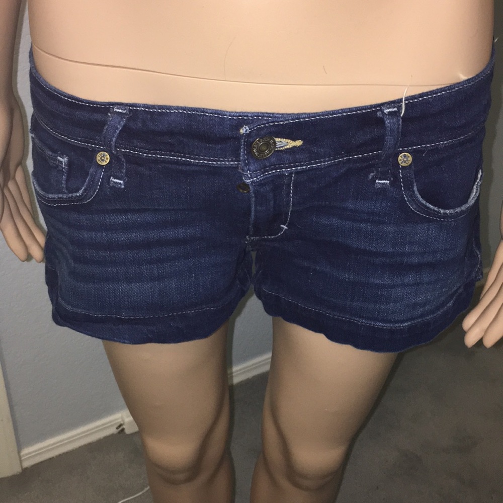 Dark blue jean shorty shorts
